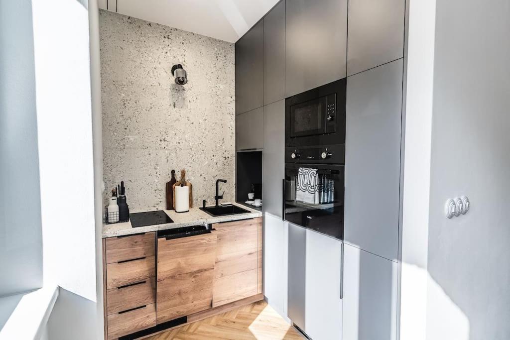 Ferienwohnung Myslbekova 5 Ostrava Exterior foto